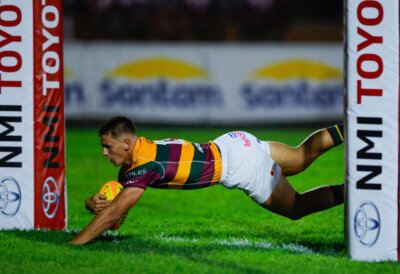 Paarl teams overwhelm opponents