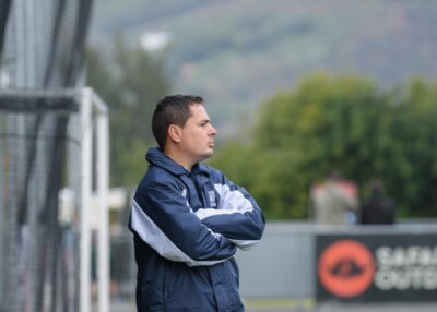Rhenish head coach Chris Gerber was named the Coach of the Year at the Hyundai Hockey on 216 Awards. Photo: JB – LookonImages