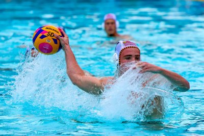 Twenty-three goals were scored in the final, but in the end only one separated the champions, Central Gauteng A, from the runners-up, Western Province. Photo: Hannes Nienaber.