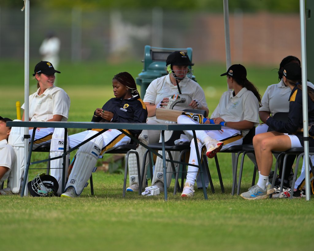 Lourens and Van der Vyver end CSA Girls u19 Week on a high