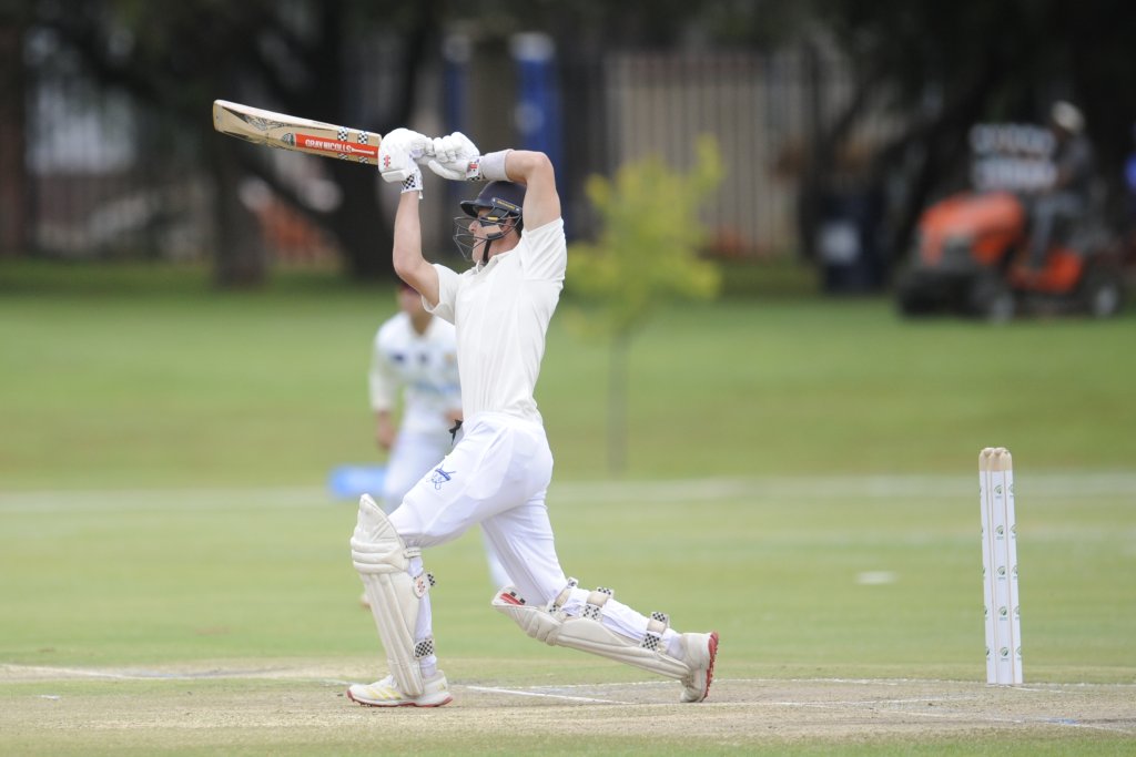 James, Hockley and Van Zyl headline second day of Khaya Majola Week with centuries