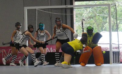 KZN Coastal A kept Southerns' co-captain Amber Fairon off the scoresheet, but Fairon delivered a superb performance in the final to help steer Southern Gauteng to the title. Photo: Brad Morgan.