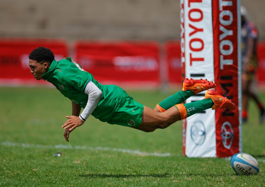 Krige-driekuns help Helpies tot sege oor Boland Landbou, Enos vat voor vir Rusties