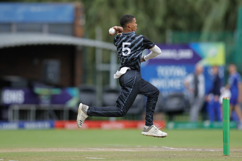 Barends bowls Saints into the final of the Switch School SA20