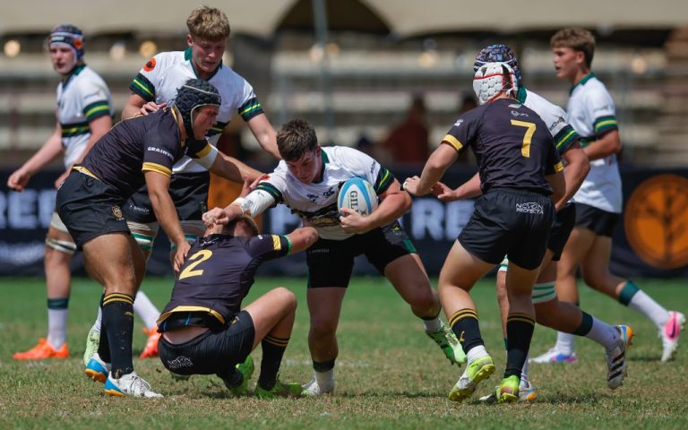 Rhinos kry na net sewe dae kans om bordjies in die Moot te verhang
